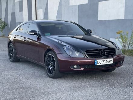 Мерседес CLS серия 2007 в Виннице на Automoto.ua Красный Мерседес CLS серия, объемом двигателя 5 л и пробегом 151 тыс. км за 9500 $, фото 1 на Automoto.ua