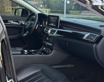 Мерседес CLS серия, объемом двигателя 3 л и пробегом 158 тыс. км за 24300 $, фото 24 на Automoto.ua