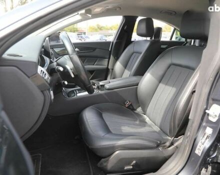 Мерседес CLS серия, объемом двигателя 3 л и пробегом 175 тыс. км за 31500 $, фото 6 на Automoto.ua