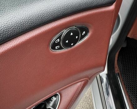 Сірий Мерседес CLS серия, об'ємом двигуна 2.9 л та пробігом 3 тис. км за 8700 $, фото 19 на Automoto.ua