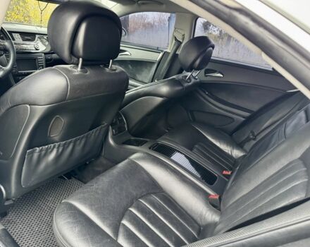 Серый Мерседес CLS серия, объемом двигателя 3.5 л и пробегом 187 тыс. км за 6999 $, фото 22 на Automoto.ua