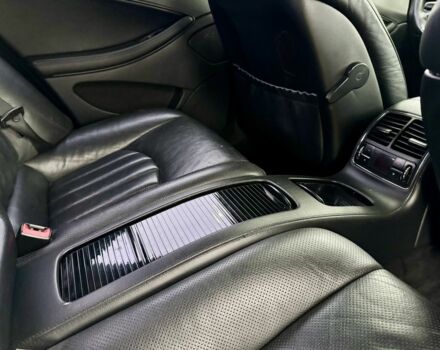 Серый Мерседес CLS серия, объемом двигателя 3.5 л и пробегом 187 тыс. км за 6999 $, фото 23 на Automoto.ua