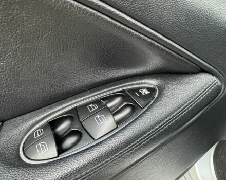 Серый Мерседес CLS серия, объемом двигателя 3.5 л и пробегом 187 тыс. км за 6999 $, фото 12 на Automoto.ua