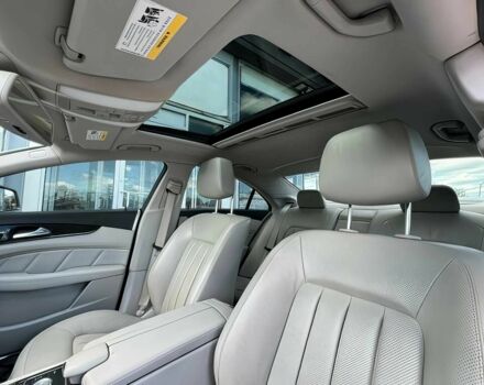 Серый Мерседес CLS серия, объемом двигателя 4.7 л и пробегом 86 тыс. км за 9500 $, фото 10 на Automoto.ua