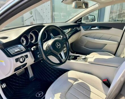 Серый Мерседес CLS серия, объемом двигателя 4.7 л и пробегом 86 тыс. км за 9500 $, фото 6 на Automoto.ua
