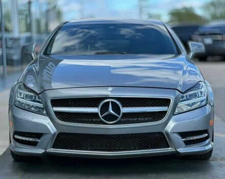 Серый Мерседес CLS серия, объемом двигателя 4.7 л и пробегом 86 тыс. км за 9500 $, фото 1 на Automoto.ua