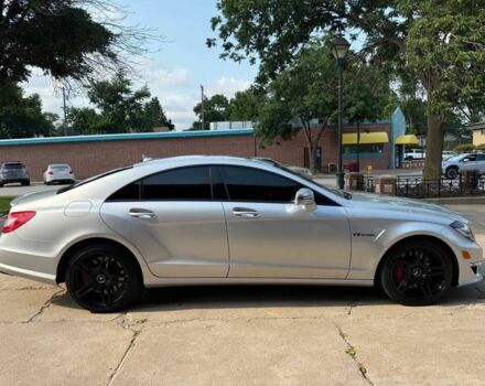 Серый Мерседес CLS серия, объемом двигателя 5.5 л и пробегом 89 тыс. км за 13300 $, фото 5 на Automoto.ua