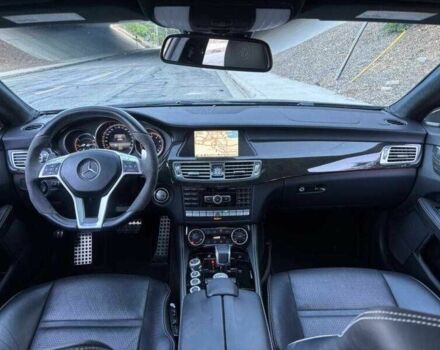Серый Мерседес CLS серия, объемом двигателя 5.5 л и пробегом 143 тыс. км за 14300 $, фото 8 на Automoto.ua