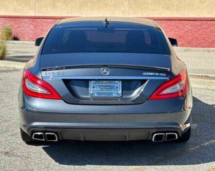 Серый Мерседес CLS серия, объемом двигателя 5.5 л и пробегом 143 тыс. км за 14300 $, фото 5 на Automoto.ua