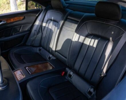 Серый Мерседес CLS серия, объемом двигателя 4.7 л и пробегом 83 тыс. км за 9500 $, фото 11 на Automoto.ua