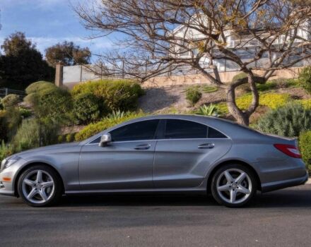 Серый Мерседес CLS серия, объемом двигателя 4.7 л и пробегом 83 тыс. км за 9500 $, фото 4 на Automoto.ua
