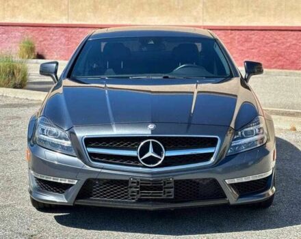 Серый Мерседес CLS серия, объемом двигателя 5.5 л и пробегом 143 тыс. км за 14300 $, фото 1 на Automoto.ua