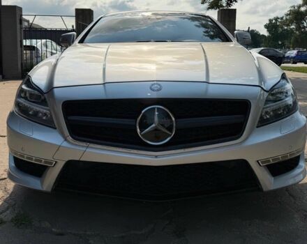 Серый Мерседес CLS серия, объемом двигателя 5.5 л и пробегом 89 тыс. км за 13300 $, фото 1 на Automoto.ua