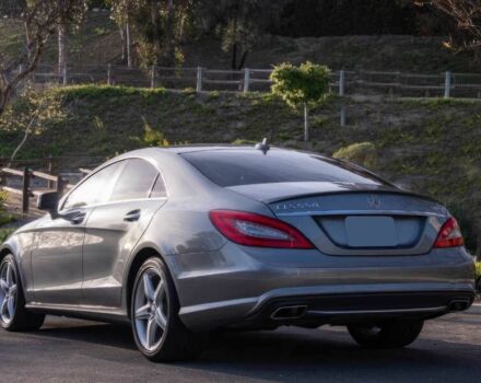 Серый Мерседес CLS серия, объемом двигателя 4.7 л и пробегом 83 тыс. км за 9500 $, фото 7 на Automoto.ua