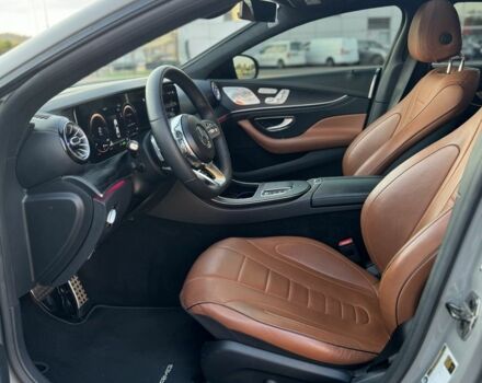 Сірий Мерседес CLS серия, об'ємом двигуна 3 л та пробігом 40 тис. км за 62000 $, фото 5 на Automoto.ua