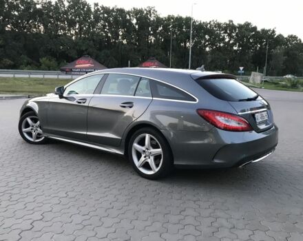 Сірий Мерседес CLS серия, об'ємом двигуна 2.2 л та пробігом 275 тис. км за 23900 $, фото 3 на Automoto.ua