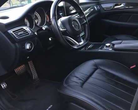 Сірий Мерседес CLS серия, об'ємом двигуна 2.2 л та пробігом 275 тис. км за 23900 $, фото 5 на Automoto.ua