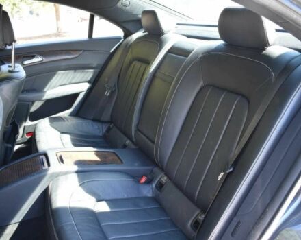 Синий Мерседес CLS серия, объемом двигателя 4.7 л и пробегом 87 тыс. км за 17900 $, фото 15 на Automoto.ua