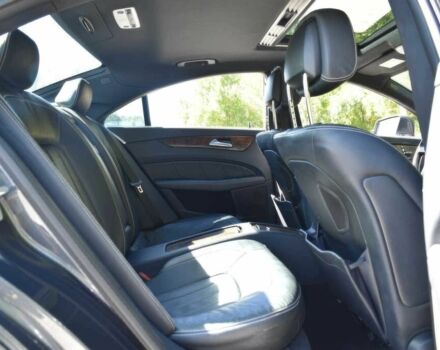 Синий Мерседес CLS серия, объемом двигателя 4.7 л и пробегом 87 тыс. км за 17900 $, фото 14 на Automoto.ua