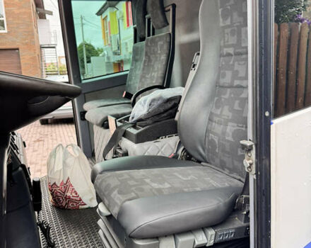 Синій Мерседес Econic, об'ємом двигуна 7 л та пробігом 190 тис. км за 64319 $, фото 7 на Automoto.ua