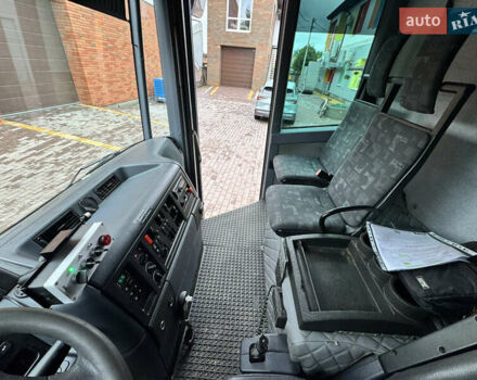 Синій Мерседес Econic, об'ємом двигуна 7 л та пробігом 190 тис. км за 64319 $, фото 10 на Automoto.ua