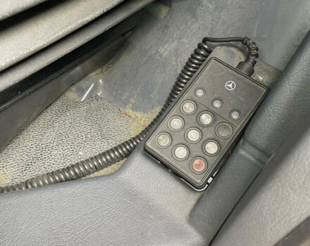 Зеленый Мерседес Econic, объемом двигателя 7.2 л и пробегом 557 тыс. км за 31500 $, фото 38 на Automoto.ua