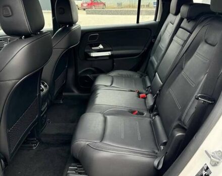 Белый Мерседес EQB, объемом двигателя 0 л и пробегом 26 тыс. км за 30800 $, фото 18 на Automoto.ua