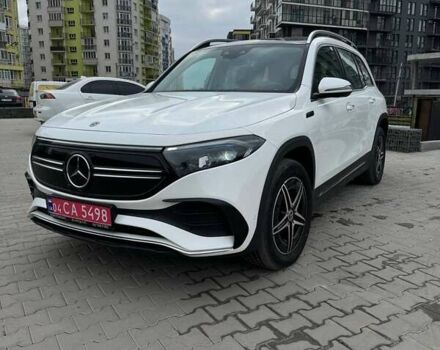Белый Мерседес EQB, объемом двигателя 0 л и пробегом 26 тыс. км за 30800 $, фото 7 на Automoto.ua
