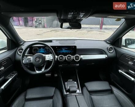Белый Мерседес EQB, объемом двигателя 0 л и пробегом 26 тыс. км за 30800 $, фото 9 на Automoto.ua