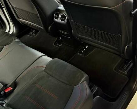 Белый Мерседес EQB, объемом двигателя 0 л и пробегом 76 тыс. км за 31950 $, фото 29 на Automoto.ua