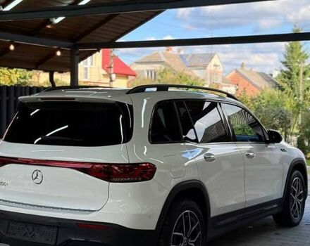 Белый Мерседес EQB, объемом двигателя 0 л и пробегом 76 тыс. км за 31950 $, фото 6 на Automoto.ua