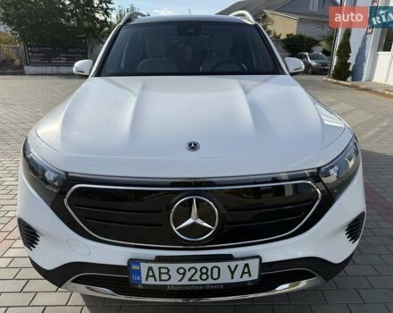 Белый Мерседес EQB, объемом двигателя 0 л и пробегом 26 тыс. км за 29500 $, фото 4 на Automoto.ua