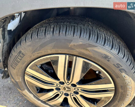 Белый Мерседес EQB, объемом двигателя 0 л и пробегом 5 тыс. км за 20650 $, фото 13 на Automoto.ua