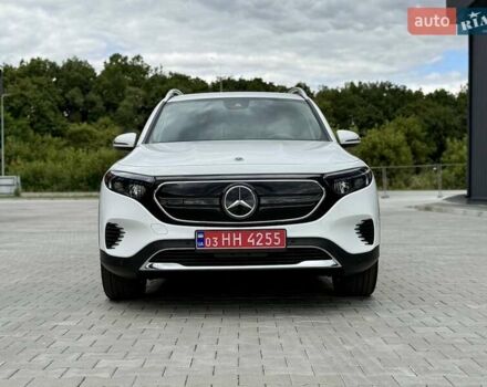 Белый Мерседес EQB, объемом двигателя 0 л и пробегом 5 тыс. км за 33999 $, фото 188 на Automoto.ua