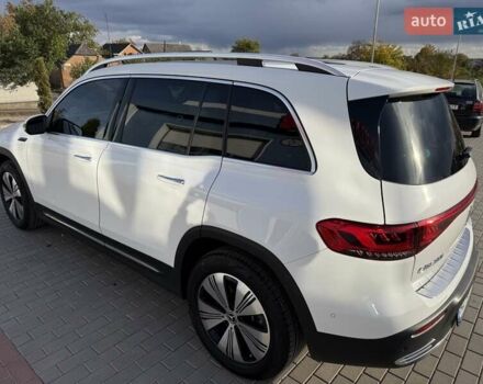 Белый Мерседес EQB, объемом двигателя 0 л и пробегом 26 тыс. км за 29500 $, фото 9 на Automoto.ua