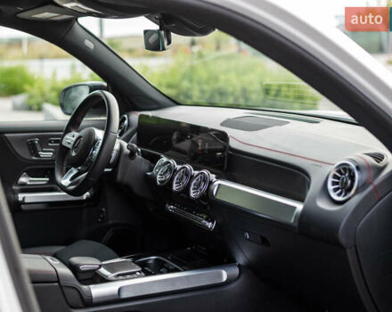 Белый Мерседес EQB, объемом двигателя 0 л и пробегом 15 тыс. км за 33000 $, фото 2 на Automoto.ua