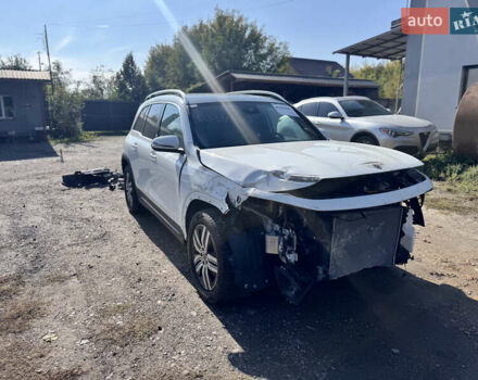 Белый Мерседес EQB, объемом двигателя 0 л и пробегом 5 тыс. км за 20650 $, фото 2 на Automoto.ua