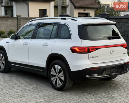 Белый Мерседес EQB, объемом двигателя 0 л и пробегом 210 тыс. км за 25900 $, фото 16 на Automoto.ua