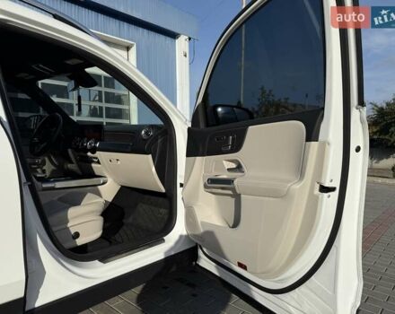 Белый Мерседес EQB, объемом двигателя 0 л и пробегом 26 тыс. км за 29500 $, фото 14 на Automoto.ua