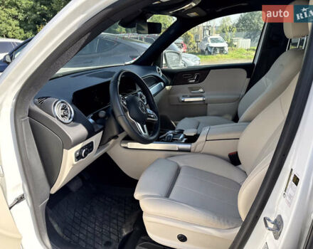 Белый Мерседес EQB, объемом двигателя 0 л и пробегом 5 тыс. км за 20650 $, фото 35 на Automoto.ua