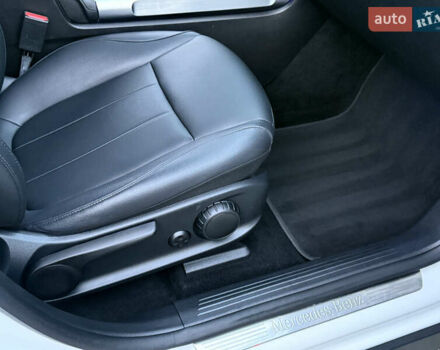 Белый Мерседес EQB, объемом двигателя 0 л и пробегом 210 тыс. км за 25900 $, фото 63 на Automoto.ua