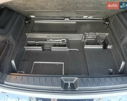 Білий Мерседес EQB, об'ємом двигуна 0 л та пробігом 25 тис. км за 30900 $, фото 16 на Automoto.ua