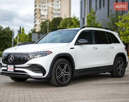 Белый Мерседес EQB, объемом двигателя 0 л и пробегом 15 тыс. км за 33000 $, фото 17 на Automoto.ua