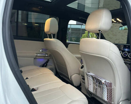 Білий Мерседес EQB, об'ємом двигуна 0 л та пробігом 14 тис. км за 38000 $, фото 18 на Automoto.ua