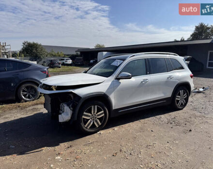 Белый Мерседес EQB, объемом двигателя 0 л и пробегом 5 тыс. км за 20650 $, фото 12 на Automoto.ua