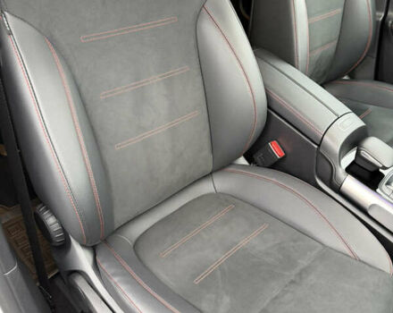 Білий Мерседес EQB, об'ємом двигуна 0 л та пробігом 41 тис. км за 34900 $, фото 23 на Automoto.ua