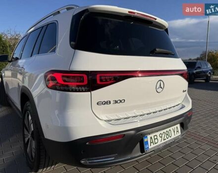 Белый Мерседес EQB, объемом двигателя 0 л и пробегом 26 тыс. км за 29500 $, фото 10 на Automoto.ua