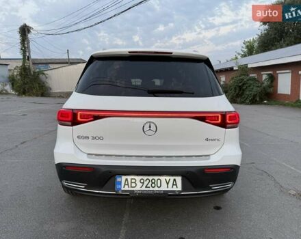 Білий Мерседес EQB, об'ємом двигуна 0 л та пробігом 25 тис. км за 30900 $, фото 4 на Automoto.ua