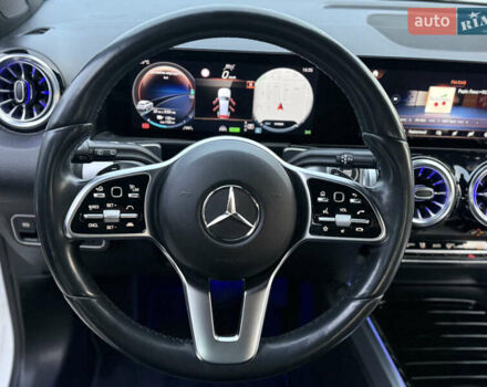 Белый Мерседес EQB, объемом двигателя 0 л и пробегом 210 тыс. км за 25900 $, фото 28 на Automoto.ua