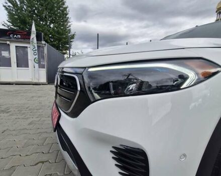 Белый Мерседес EQB, объемом двигателя 0 л и пробегом 63 тыс. км за 31999 $, фото 3 на Automoto.ua